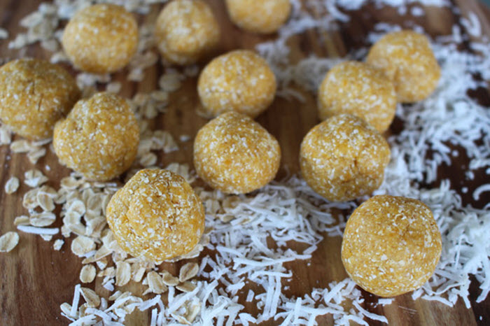 Apricot Coconut Oat Balls